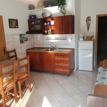 Apartmani Marijana Selce Buitenkant foto