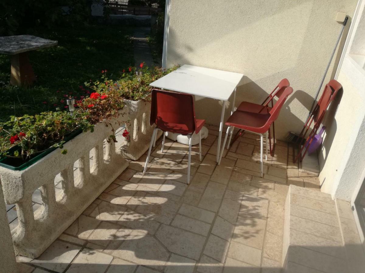 Apartmani Marijana Selce Buitenkant foto