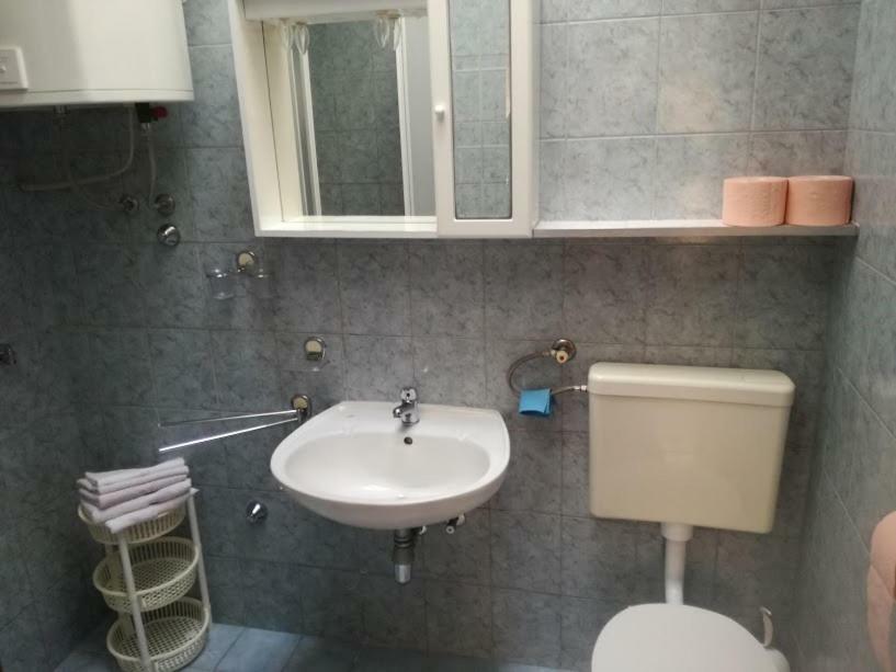 Apartmani Marijana Selce Buitenkant foto