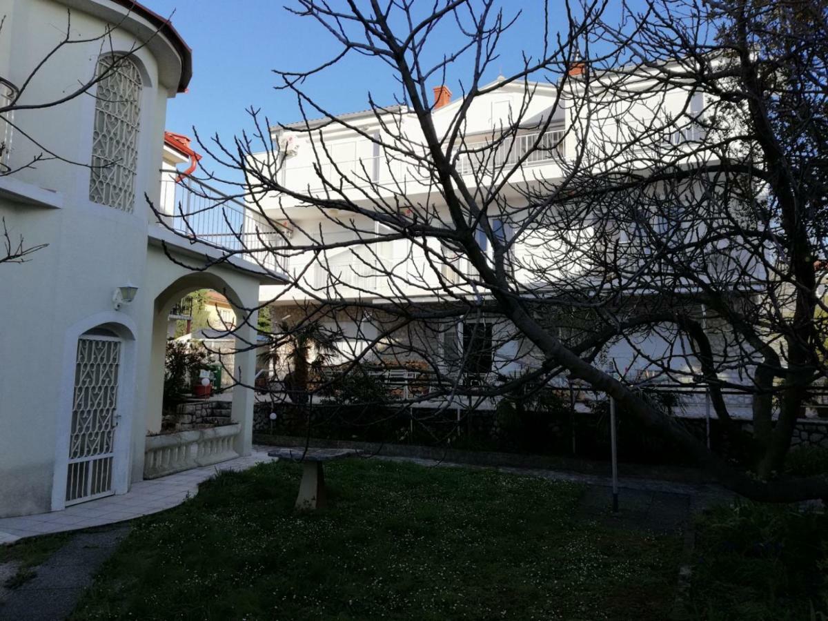 Apartmani Marijana Selce Buitenkant foto